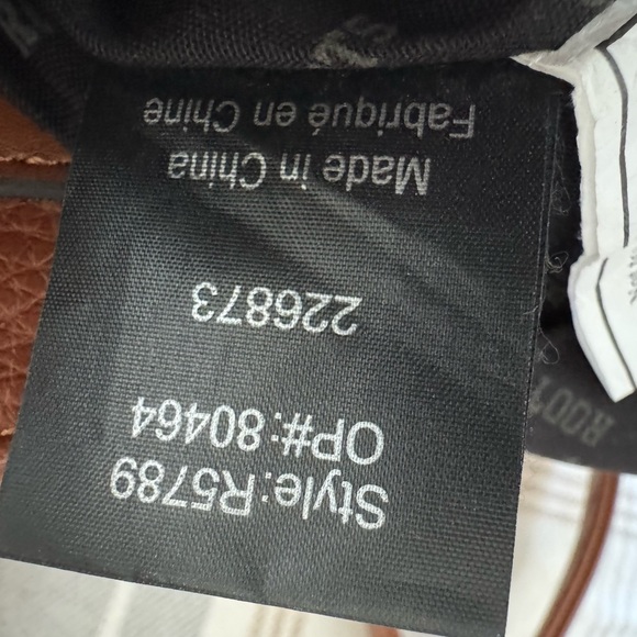 Roots Tan Leather Crossbody Bag - Picture 10 of 12